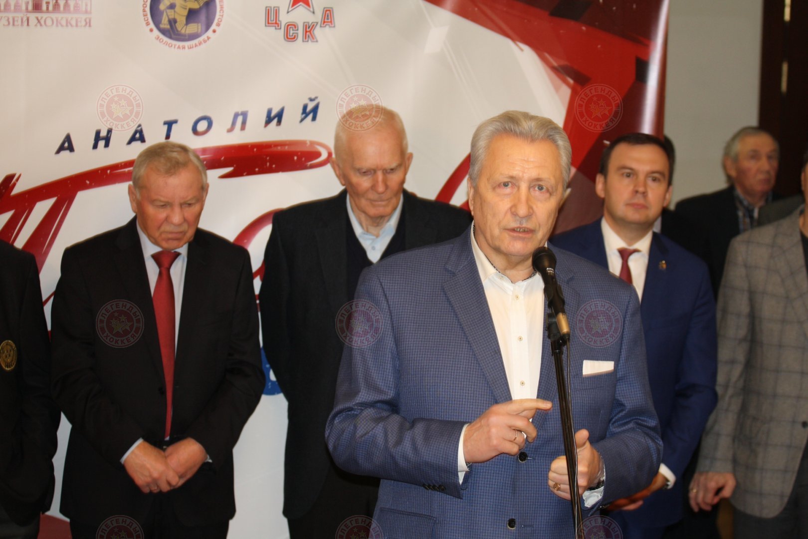 Легенды приняли участие в открытии выставки посвященной Тарасову