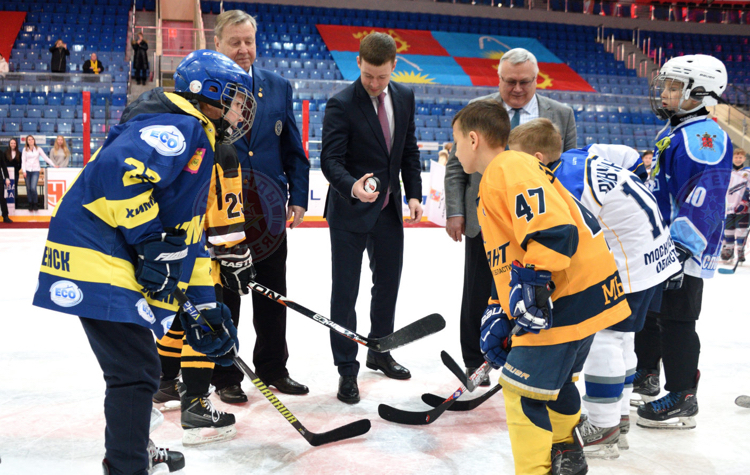 Юношеский турнир по хоккею на кубок Юрия Ляпкина стартовал в Балашихе