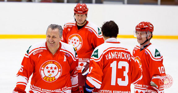 «Легенды хоккея СССР» открывают юбилейный сезон