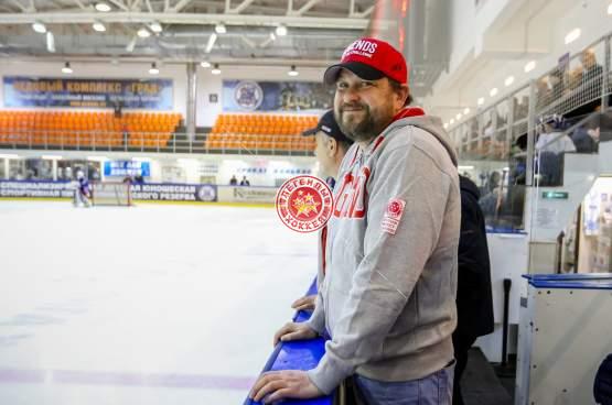 Предновогодний матч с ХК Град