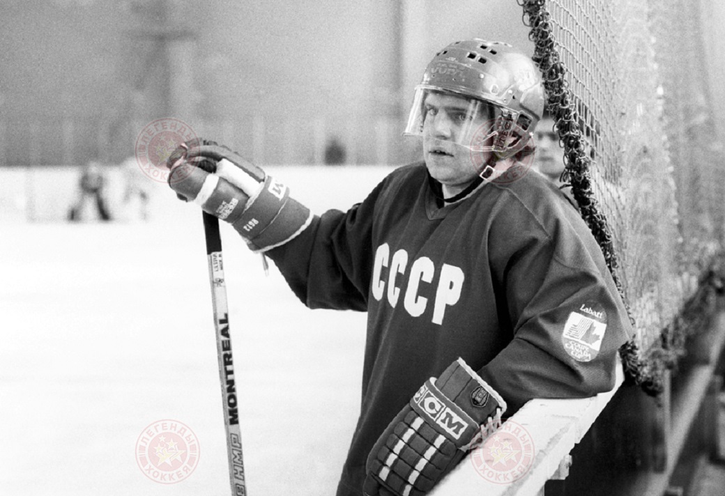 Легенды хоккея почтили память Владимира Крутова