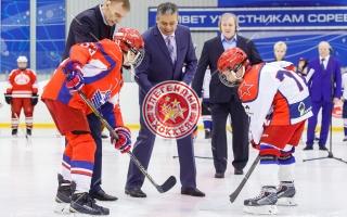 Александр Гусев и Юрий Блинов открыли турнир в Новомосковске