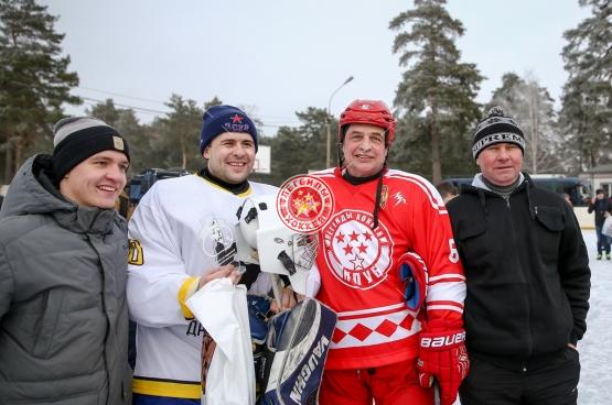 Легенды Хоккея в подмосковных Озерах