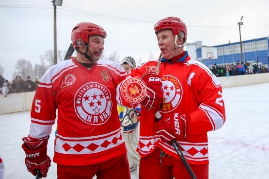 Легенды Хоккея в подмосковных Озерах