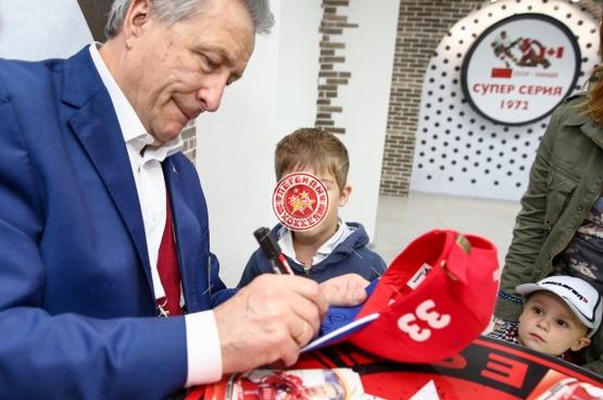 ЧМ-2016. Автограф-сессия с Ю.Ляпкиным и А.Якушевым