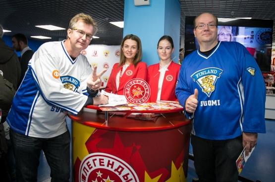 Автограф-сессия Ю.Е. Ляпкина на Кубке Первого канала