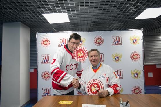 Автограф-сессия Ю.Е. Ляпкина на Кубке Первого канала