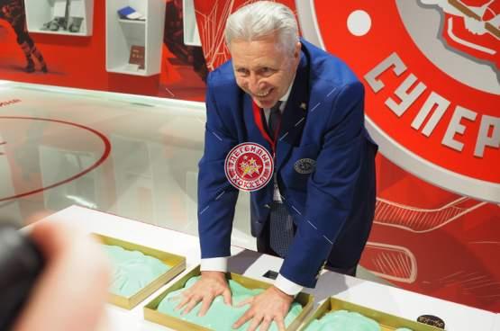 Торжественное чествование участников Суперсерии-72