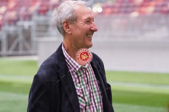 Торжественное чествование участников Суперсерии-72